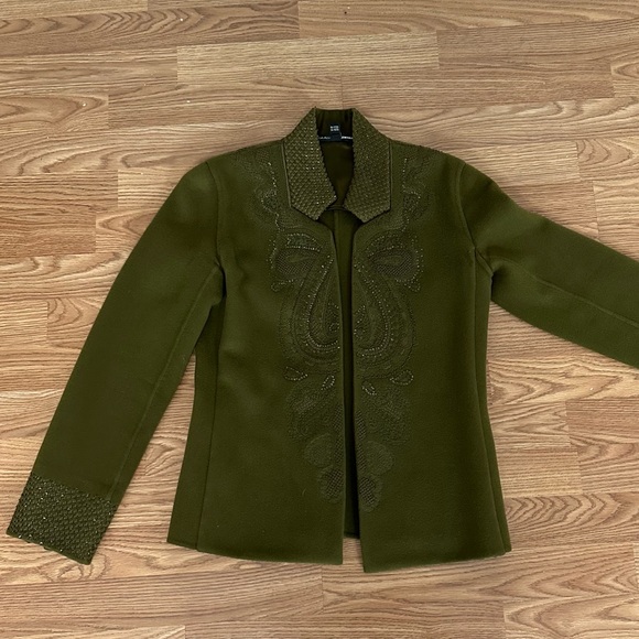 LINDA ALLARD / ELLEN TRACY • Green Embroidered Jacket - Picture 3 of 6